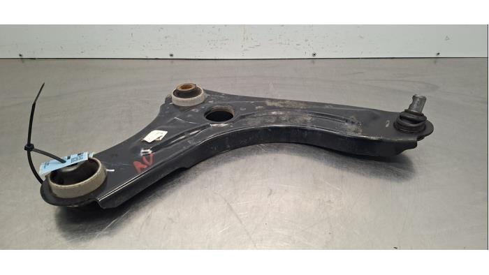 Bras de suspension avant droit Dacia Sandero