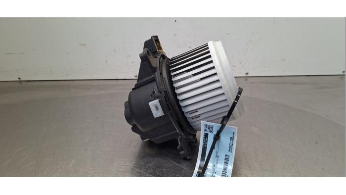 Moteur de ventilation chauffage Peugeot 5008