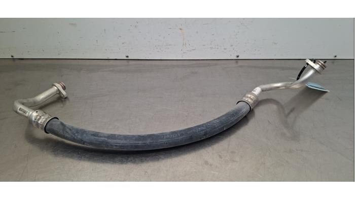 Tuyau clim Peugeot 5008