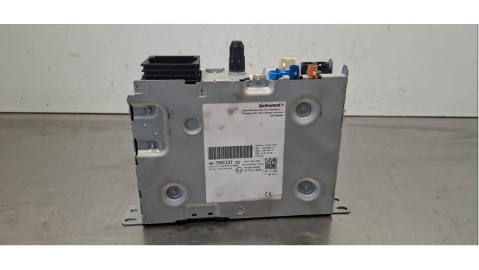 Module radio Peugeot 5008