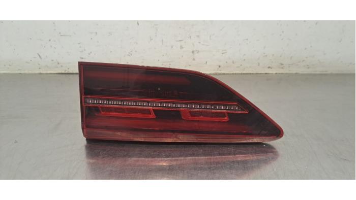 Feu arrière droit Volkswagen Golf