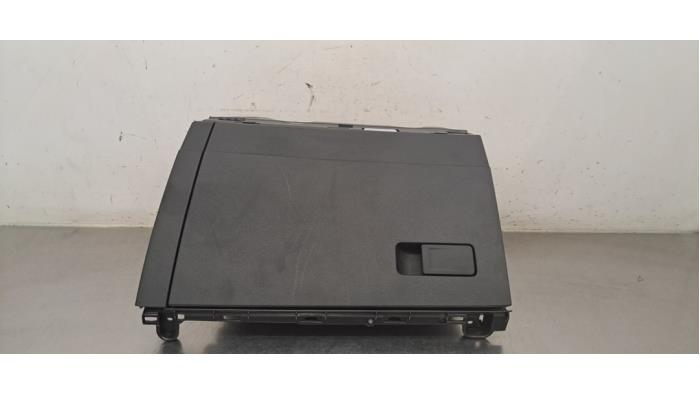 Boîte à gants Volkswagen Golf