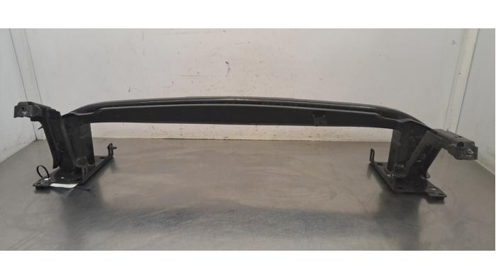 Cadre pare-chocs avant Volkswagen Golf