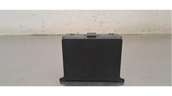 Ordinateur chauffage Peugeot 208