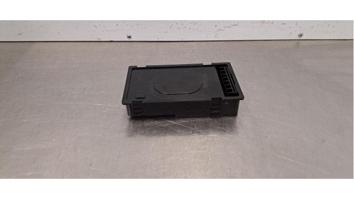 Chargeur sans fil Kia Sportage