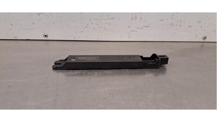 Entrée sans clé - Antenne Kia Sportage