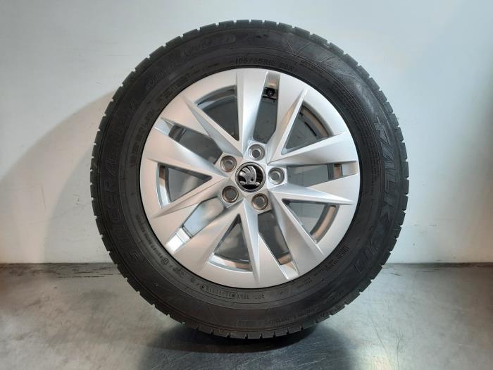 Jante + pneumatique Skoda Fabia