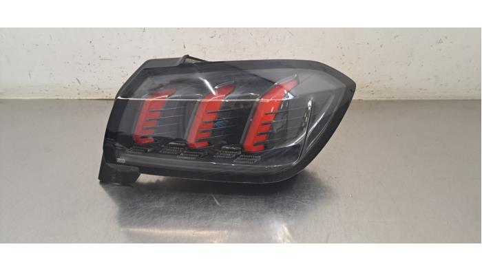 Feu arrière droit Peugeot 208