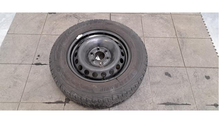 Jante + pneu d'hiver Ford Transit