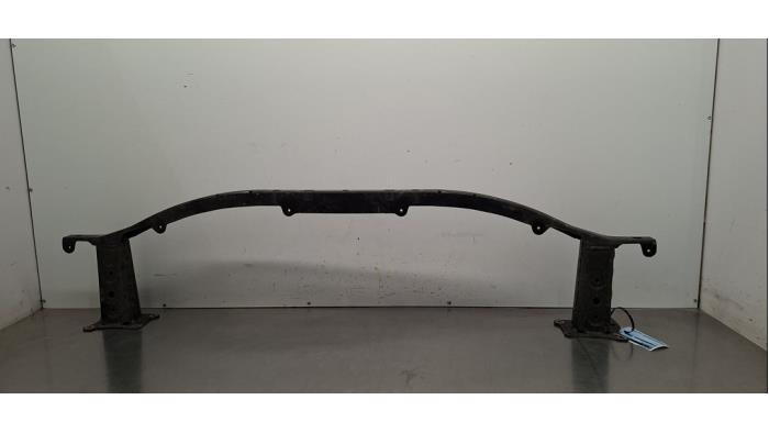 Cadre pare-chocs avant Mazda CX-30