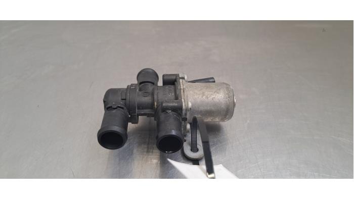 Robinet chauffage électrique Audi Q5