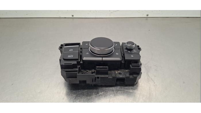 Bouton I-drive Mazda CX-30