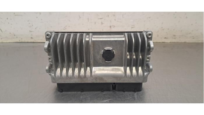 Ordinateur gestion moteur Toyota Corolla