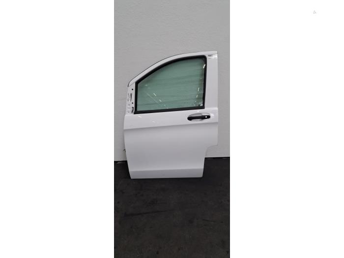 Portière 4portes avant gauche Mercedes Vito