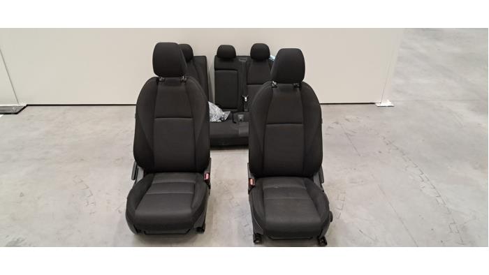 Kit revêtement (complet) Mazda CX-30