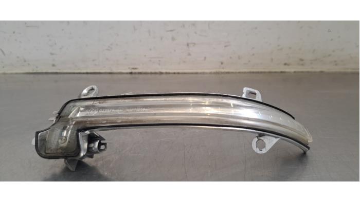 Feu clignotant de miroir gauche BMW M2