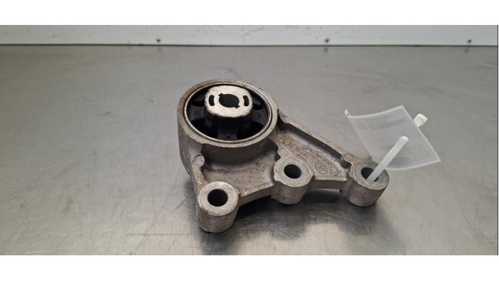 Support moteur MG Marvel R