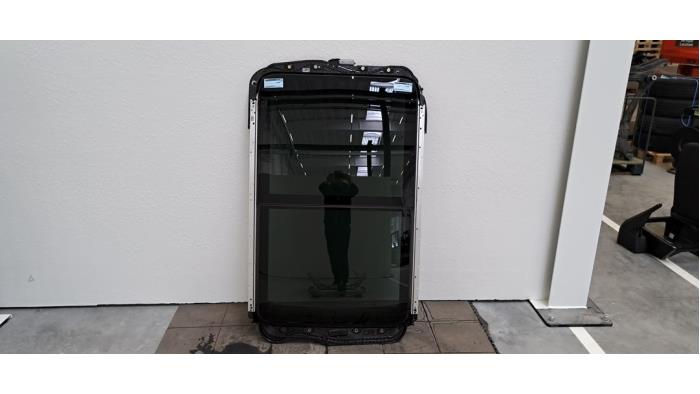 Toit panoramique MG Marvel R