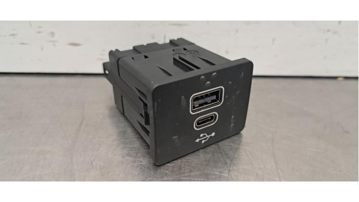 Connexion USB Ford Transit