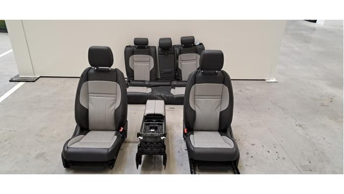 Kit revêtement (complet) Landrover Evoque