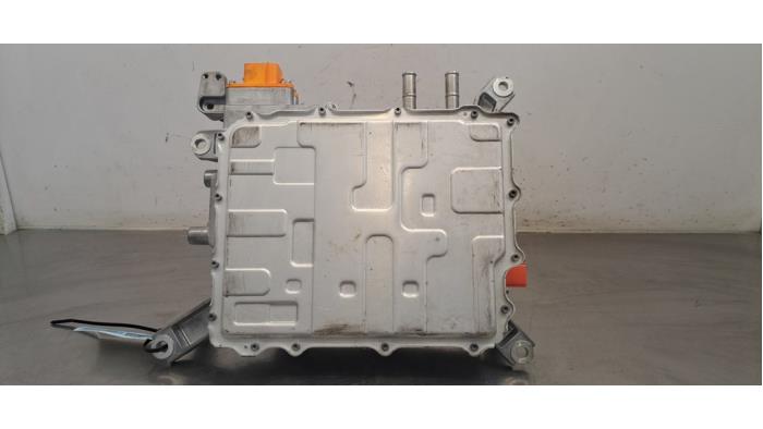 Chargeur embarqué Toyota bZ4X