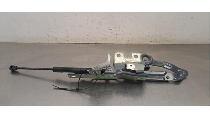 Charnière capot Landrover Evoque