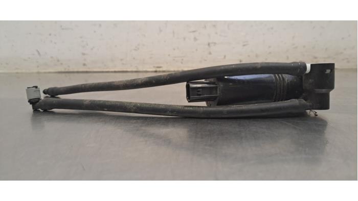 Pompe lave-glace avant Landrover Evoque