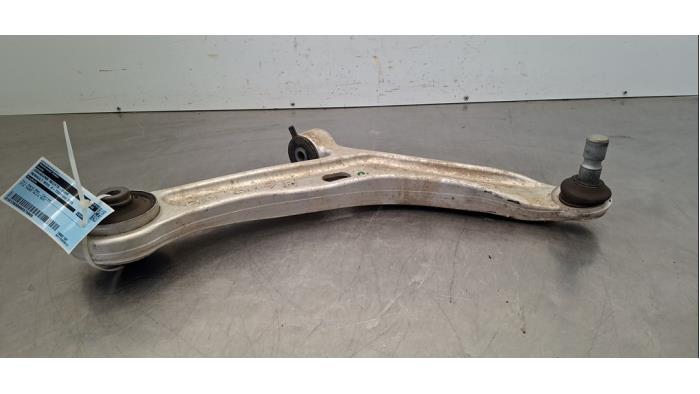 Bras de suspension avant droit Renault Megane E-Tech