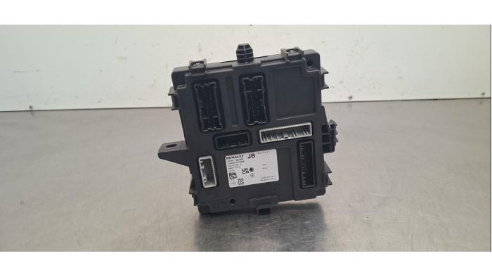 Ordinateur contrôle fonctionnel Renault Megane E-Tech