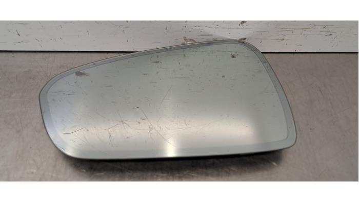 Glace rétroviseur droit Tesla Model 3