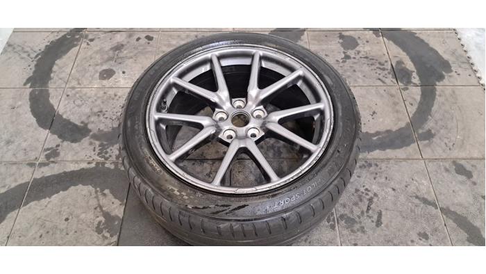 Jante + pneumatique Tesla Model 3