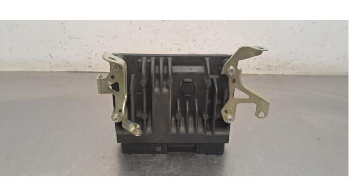 Ordinateur gestion moteur Toyota Corolla