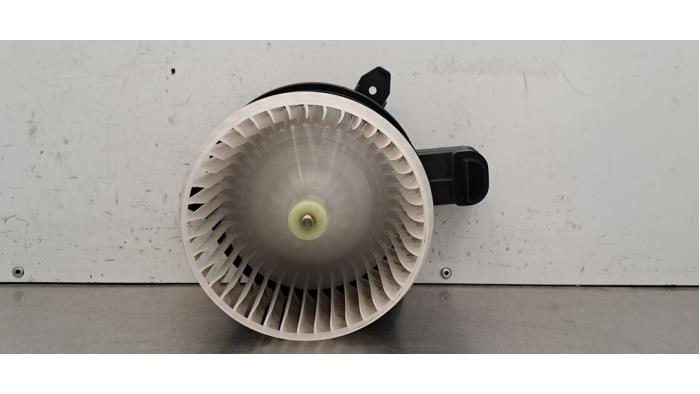 Moteur de ventilation chauffage Toyota Yaris