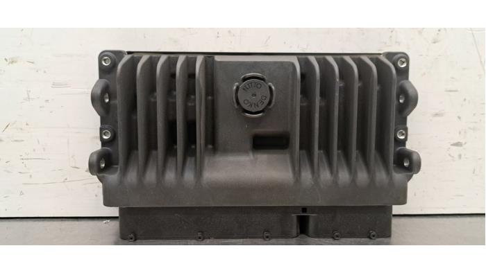 Ordinateur gestion moteur Toyota Yaris