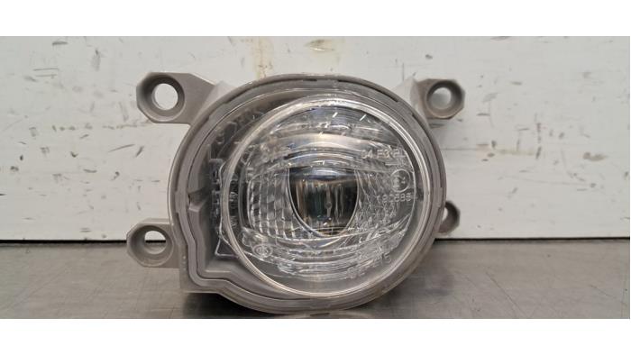 Feu antibrouillard avant gauche Toyota Yaris