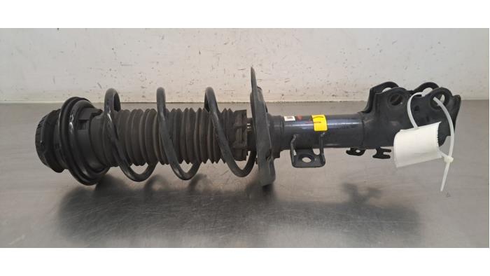 Fourche d'amortisseur avant gauche Toyota Yaris