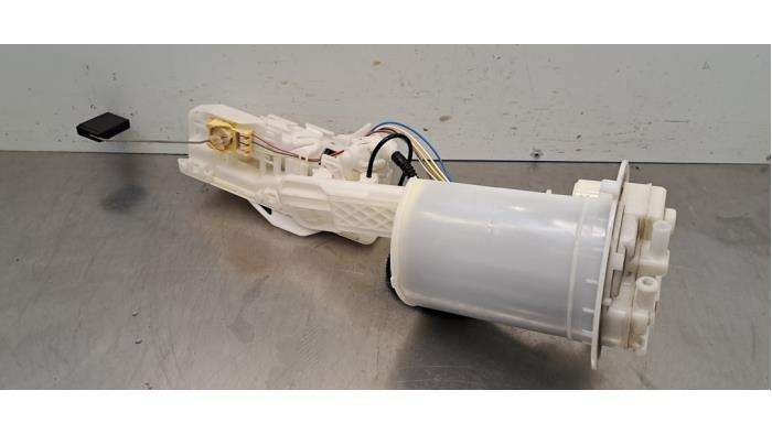 Pompe carburant électrique Toyota Yaris