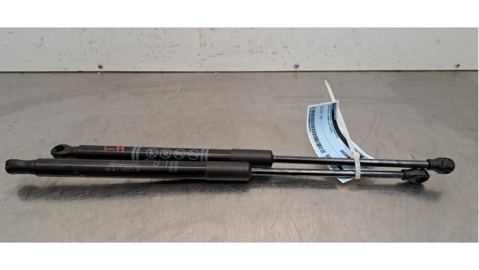 Kit amortisseur couvercle coffre Toyota Yaris