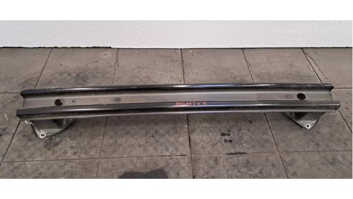 Cadre pare-chocs arrière Toyota Yaris