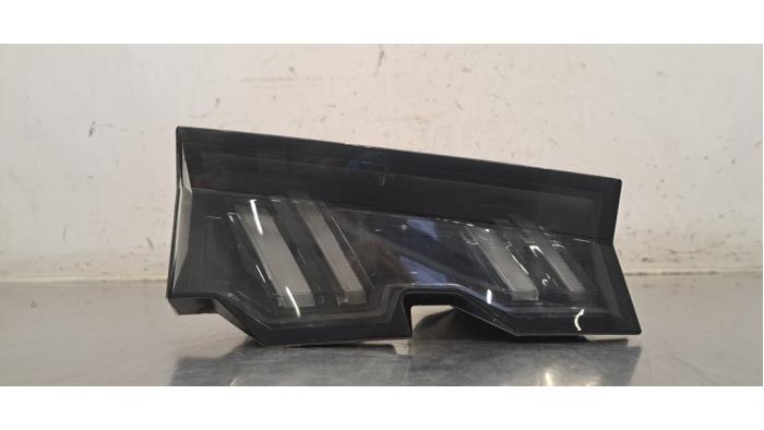 Feu arrière gauche Peugeot 3008