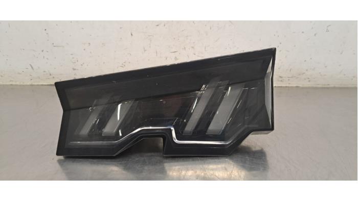 Feu arrière droit Peugeot 3008