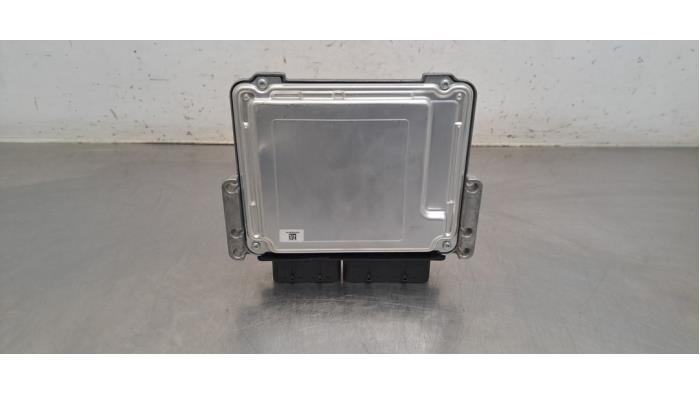 Ordinateur gestion moteur Opel Combo