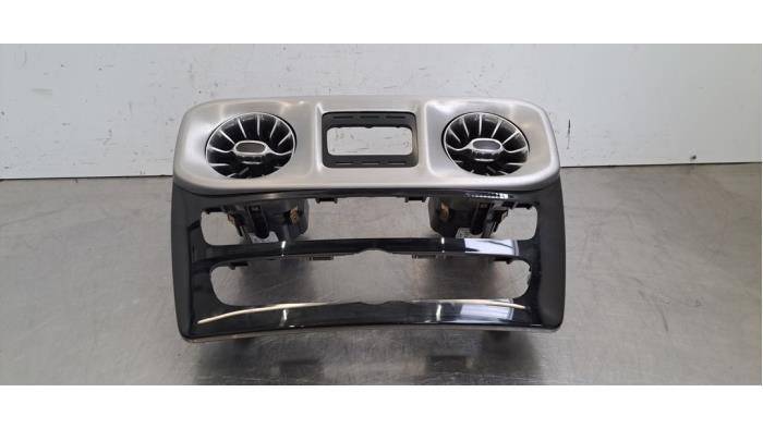 Grille aération tableau de bord Mercedes G-Klasse
