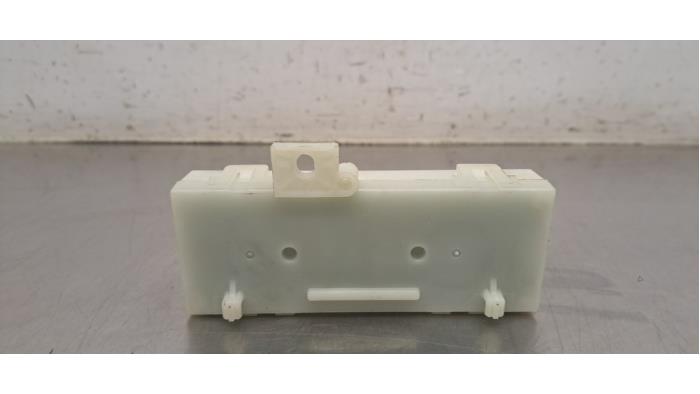 Module passage hayon Mercedes CLA