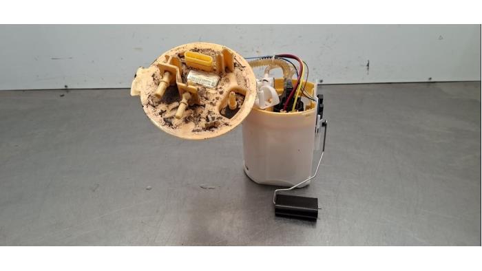 Pompe carburant électrique Mercedes CLA