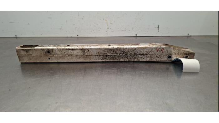 Support (divers) Mercedes CLA