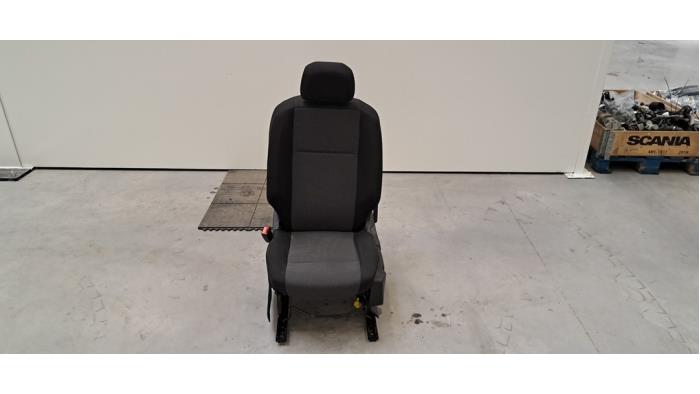 Siège gauche Opel Combo