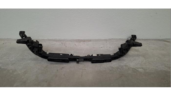 Panneau avant Mercedes CLA