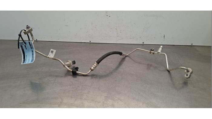 Tuyau clim Mercedes CLA