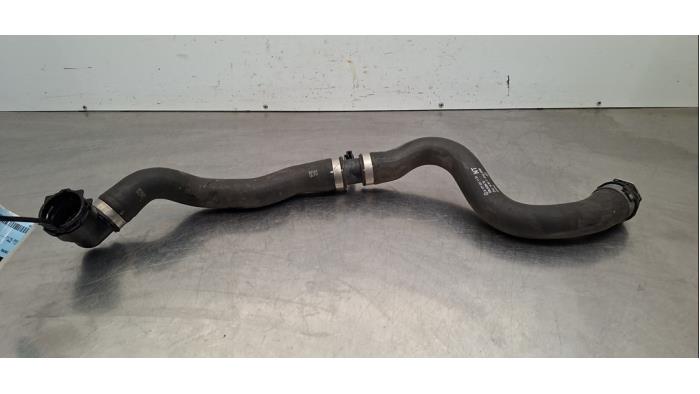 Tuyau radiateur Mercedes CLA